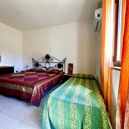 Casa Del Sole Lejlighed Campofelice Di Roccella Eksteriør billede