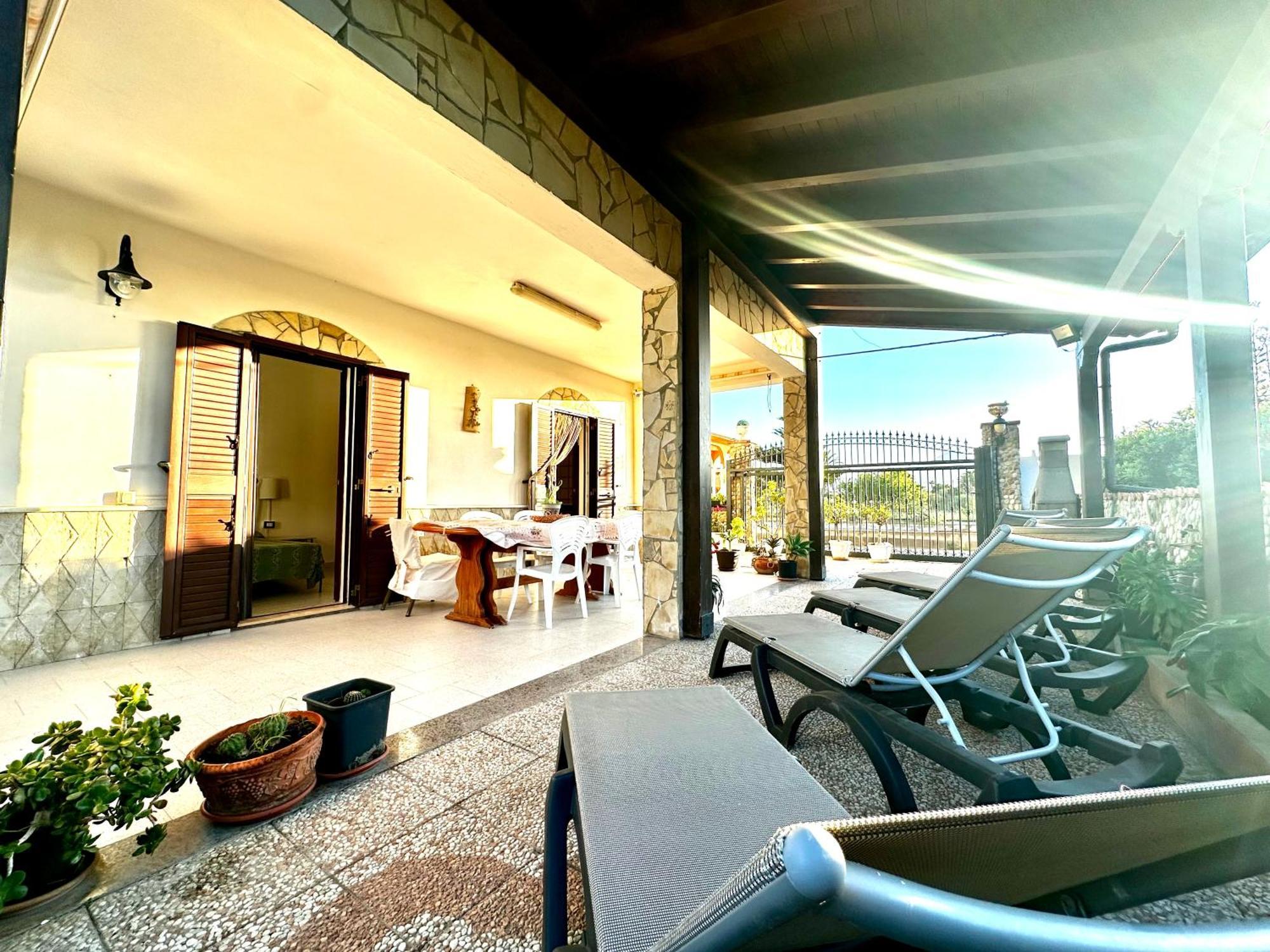 Casa Del Sole Lejlighed Campofelice Di Roccella Eksteriør billede